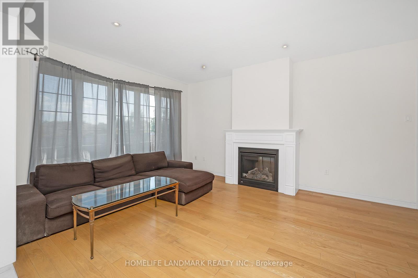 8 Dougherty Court, Hamilton, Ontario  L9K 0H7 - Photo 12 - X12420381