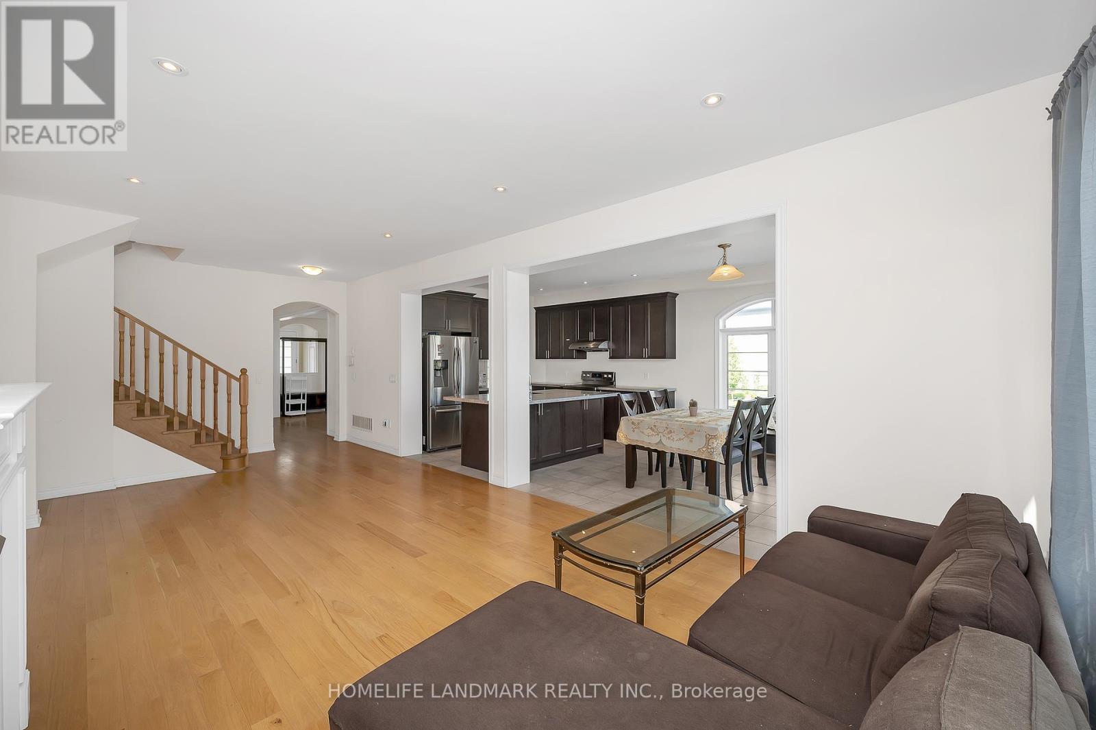 8 Dougherty Court, Hamilton, Ontario  L9K 0H7 - Photo 13 - X12420381