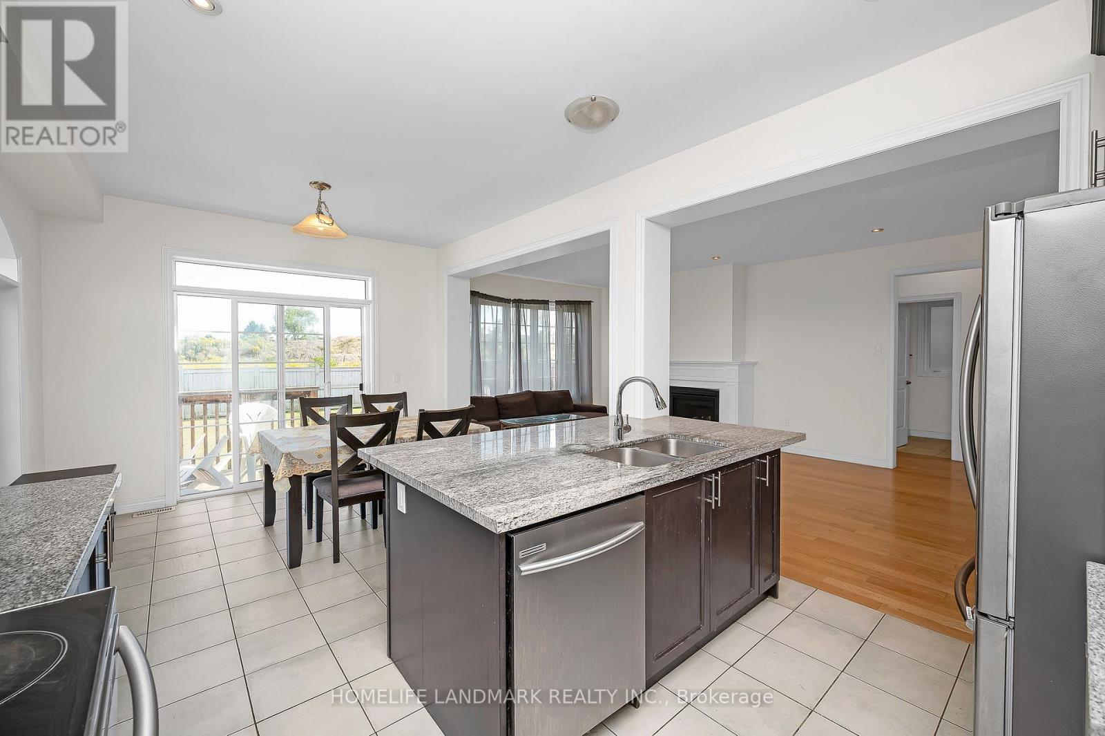 8 Dougherty Court, Hamilton, Ontario  L9K 0H7 - Photo 16 - X12420381