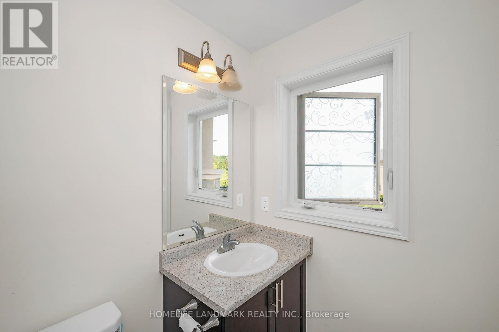 8 Dougherty Court, Hamilton, Ontario  L9K 0H7 - Photo 28 - X12420381