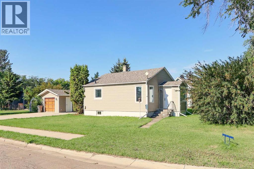 6001 51 Avenue, Stettler, Alberta  T4K 1C3 - Photo 1 - A2211413