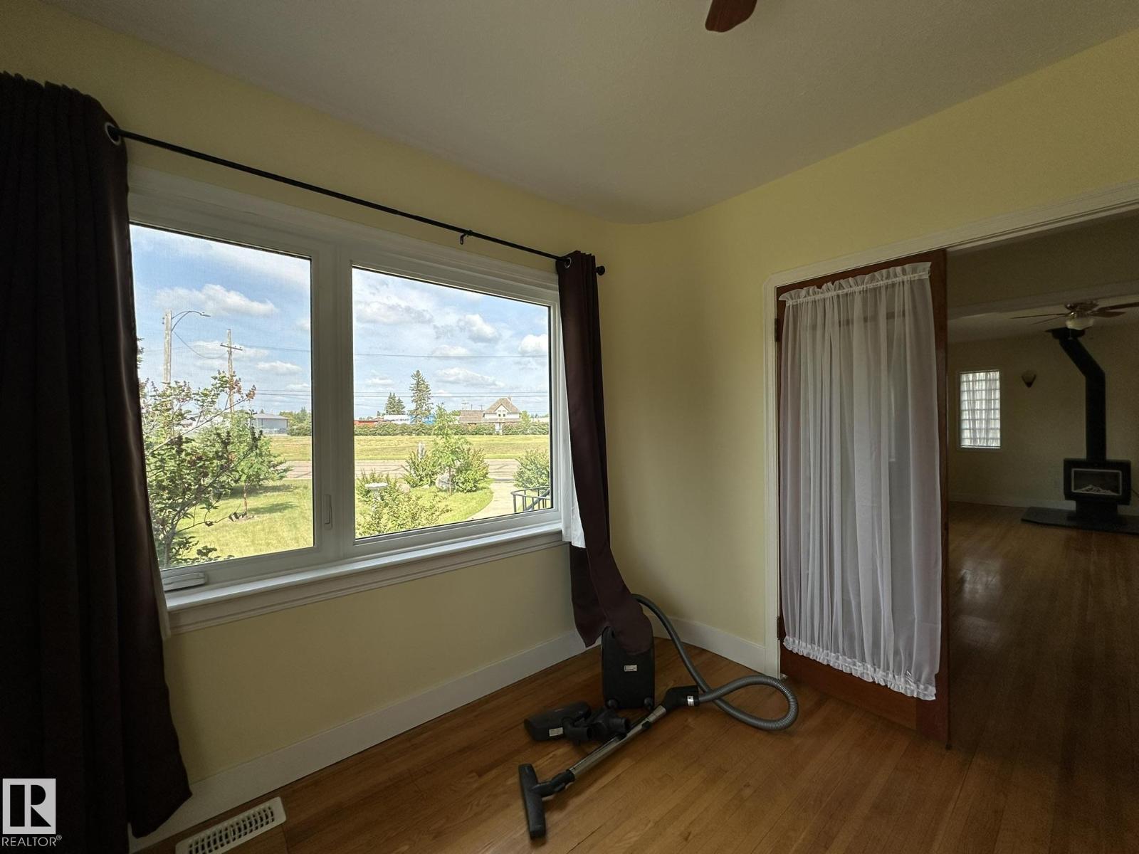 4609 East Railway Dr, Smoky Lake Town, Alberta  T0A 3C0 - Photo 14 - E4459004