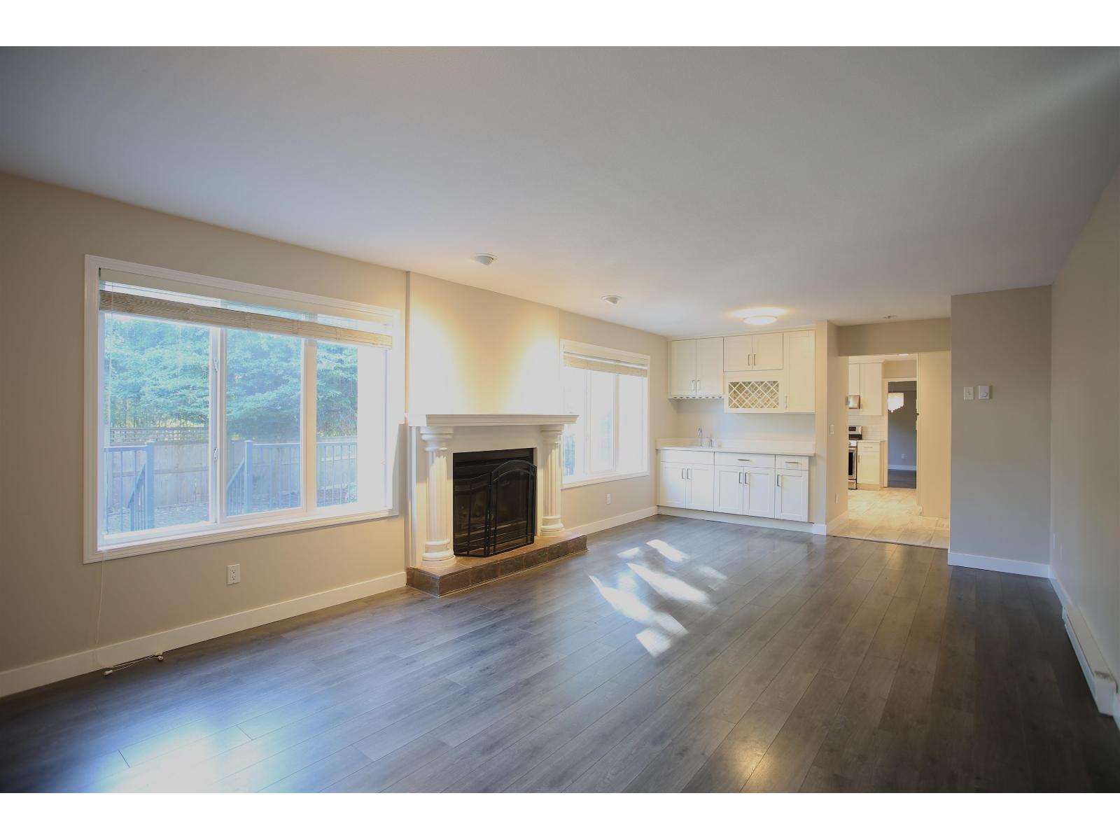 13572 14a Avenue, Surrey, British Columbia  V4A 9E7 - Photo 6 - R3049913