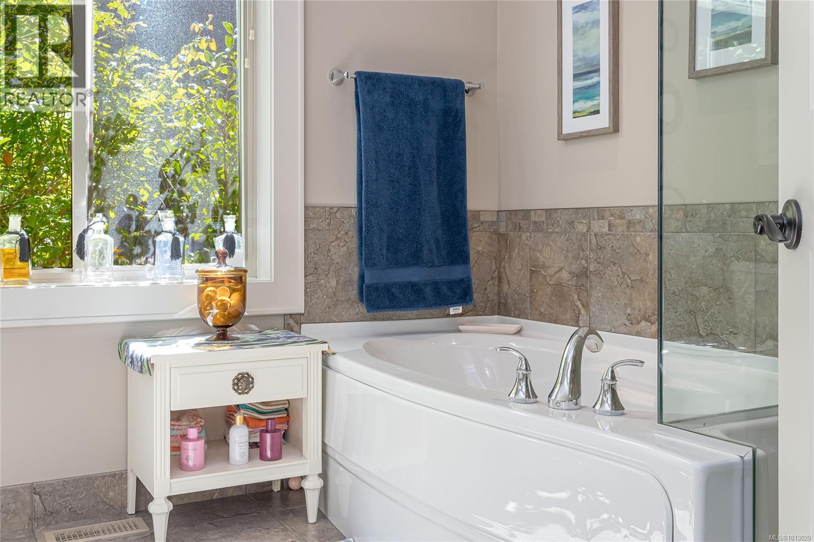 3888 Creekside Dr, Bowser, British Columbia  V0R 1G0 - Photo 39 - 1013029