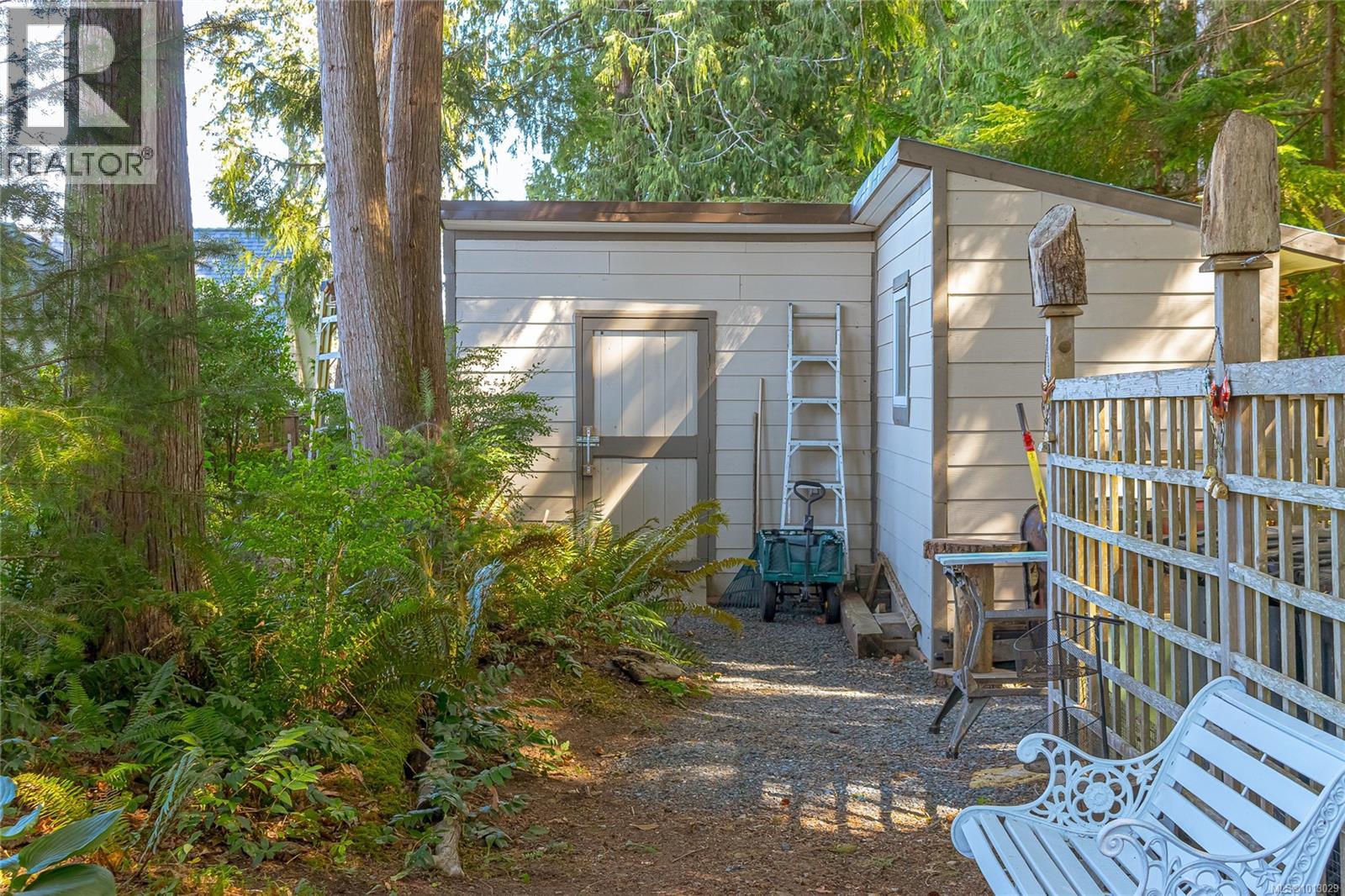 3888 Creekside Dr, Bowser, British Columbia  V0R 1G0 - Photo 55 - 1013029