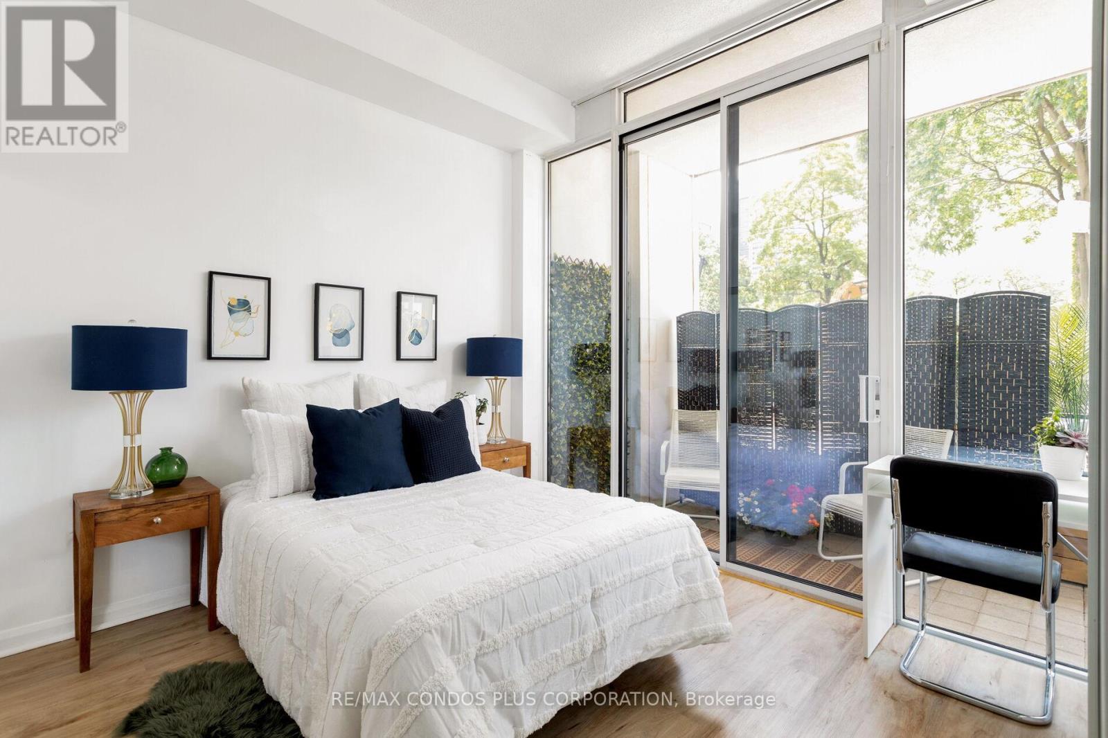 101 - 111 Elizabeth Street, Toronto, Ontario  M5G 1P7 - Photo 14 - C12420386