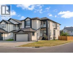 202 Coral Reef Manor NE Coral Springs