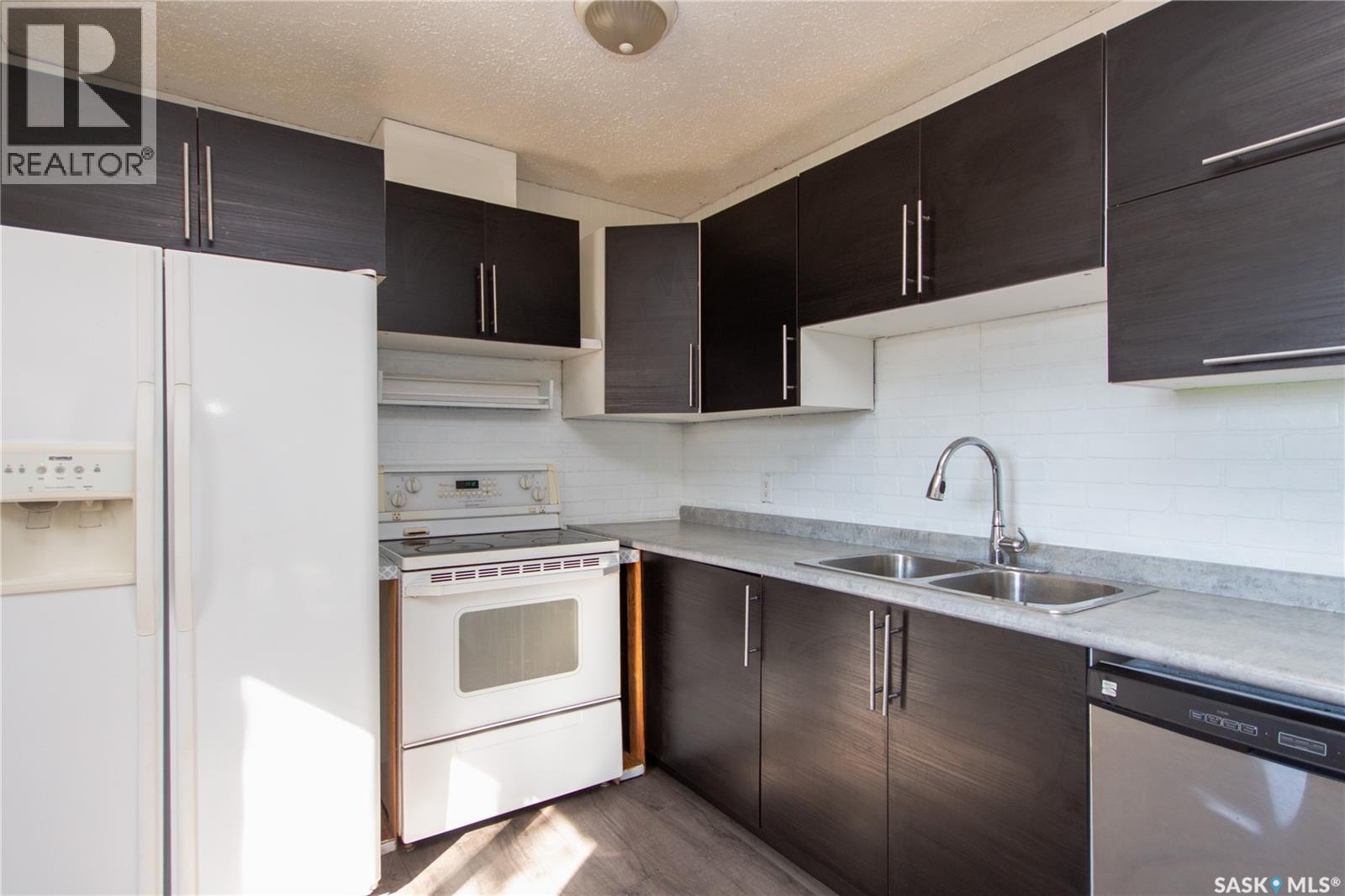 262 21st Street W, Battleford, Saskatchewan  S0M 0E0 - Photo 4 - SK993966