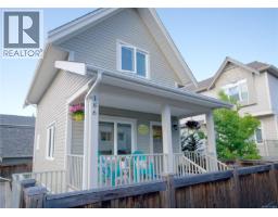 186 FIRST Ave W Qualicum Beach