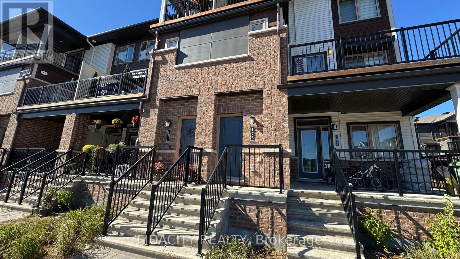 173 Anthracite Private, Ottawa, Ontario  K2J 7B4 - Photo 2 - X12420389