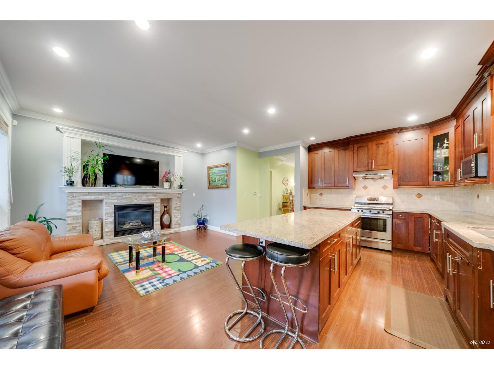 5951 128a Street, Surrey, British Columbia  V3X 0C1 - Photo 8 - R3050626