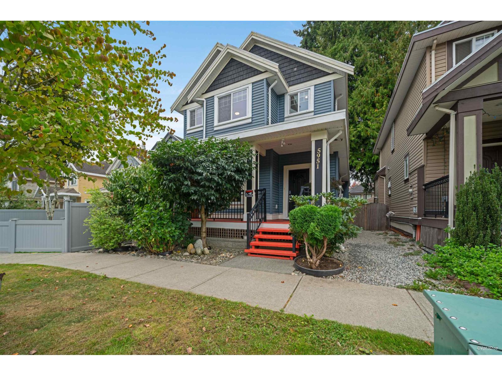 5951 128a Street, Surrey, British Columbia  V3X 0C1 - Photo 2 - R3050626