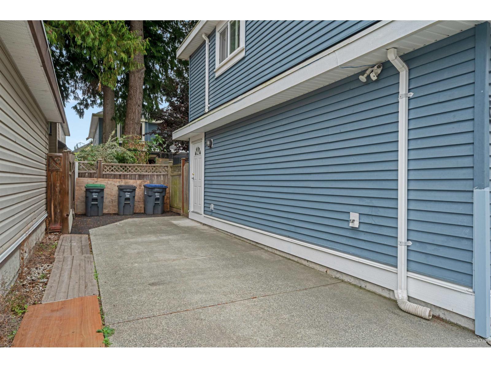 5951 128a Street, Surrey, British Columbia  V3X 0C1 - Photo 39 - R3050626