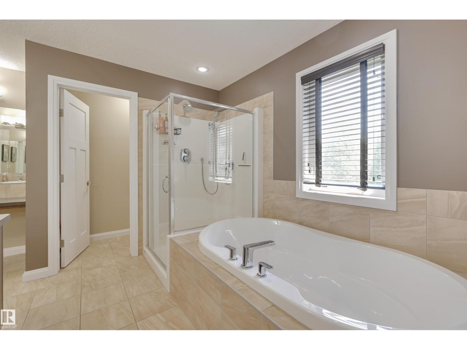 6127 175 Av Nw, Edmonton, Alberta  T5Y 3N7 - Photo 33 - E4456494