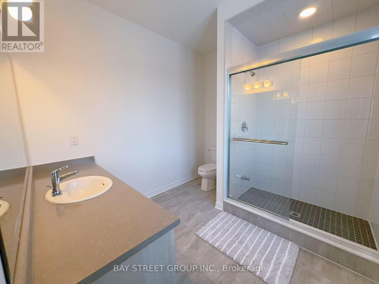 704 Mika Street, Innisfil, Ontario  L9S 0R7 - Photo 13 - N12420409