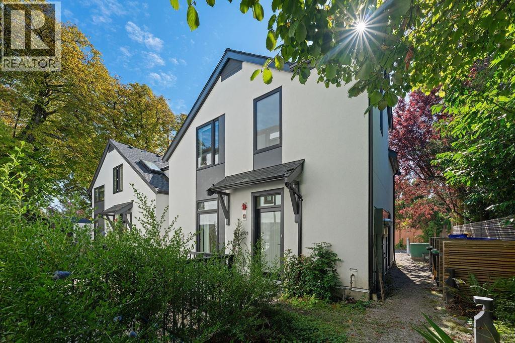 4921 LARCH STREET, Vancouver, British Columbia