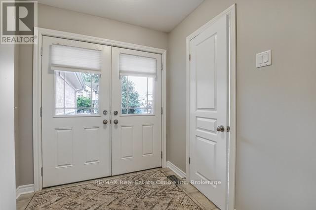 35 Revell Drive, Guelph, Ontario  N1G 0B2 - Photo 17 - X12420415