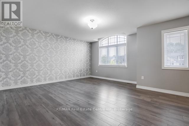 35 Revell Drive, Guelph, Ontario  N1G 0B2 - Photo 25 - X12420415