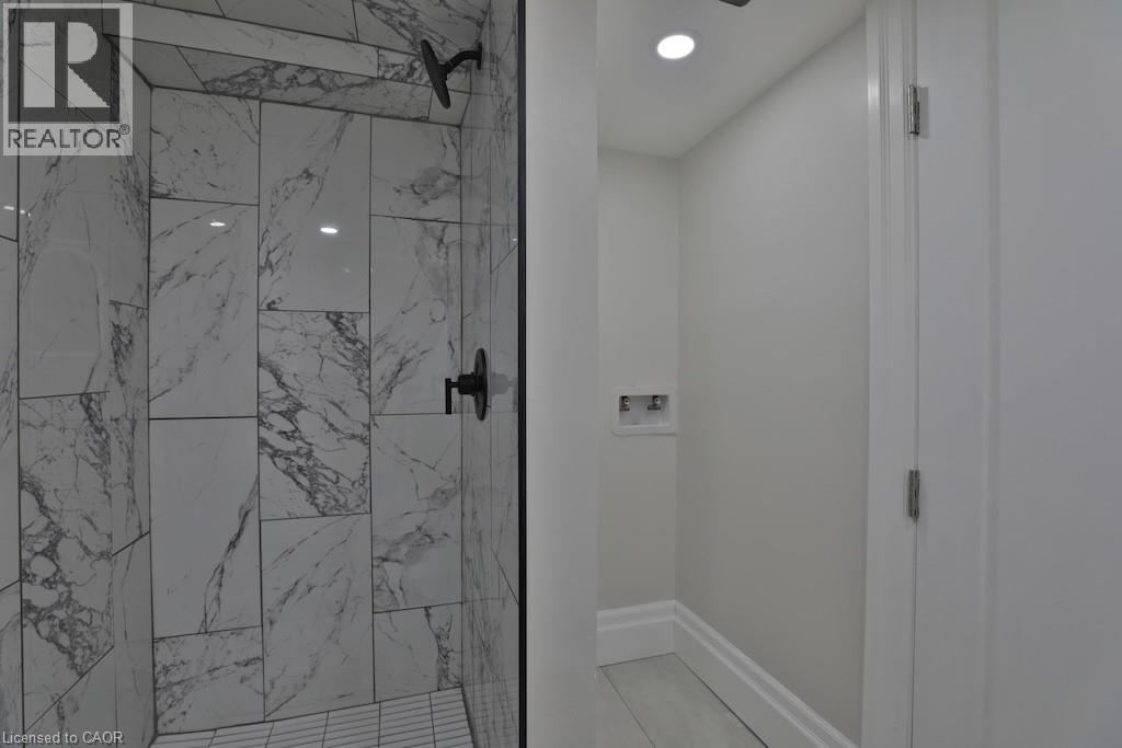 48 Pearl Street N, Hamilton, Ontario  L8R 2Y8 - Photo 33 - 40772373