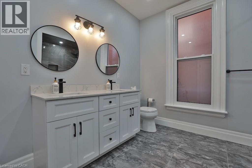 48 Pearl Street N, Hamilton, Ontario  L8R 2Y8 - Photo 10 - 40772373