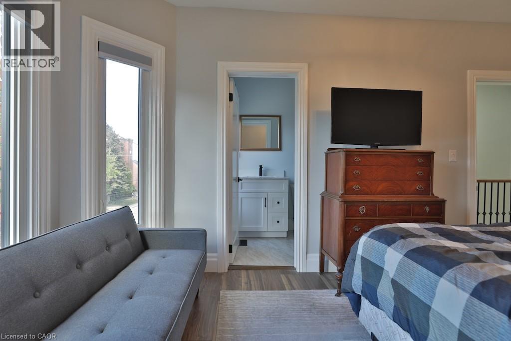 48 Pearl Street N, Hamilton, Ontario  L8R 2Y8 - Photo 21 - 40772373