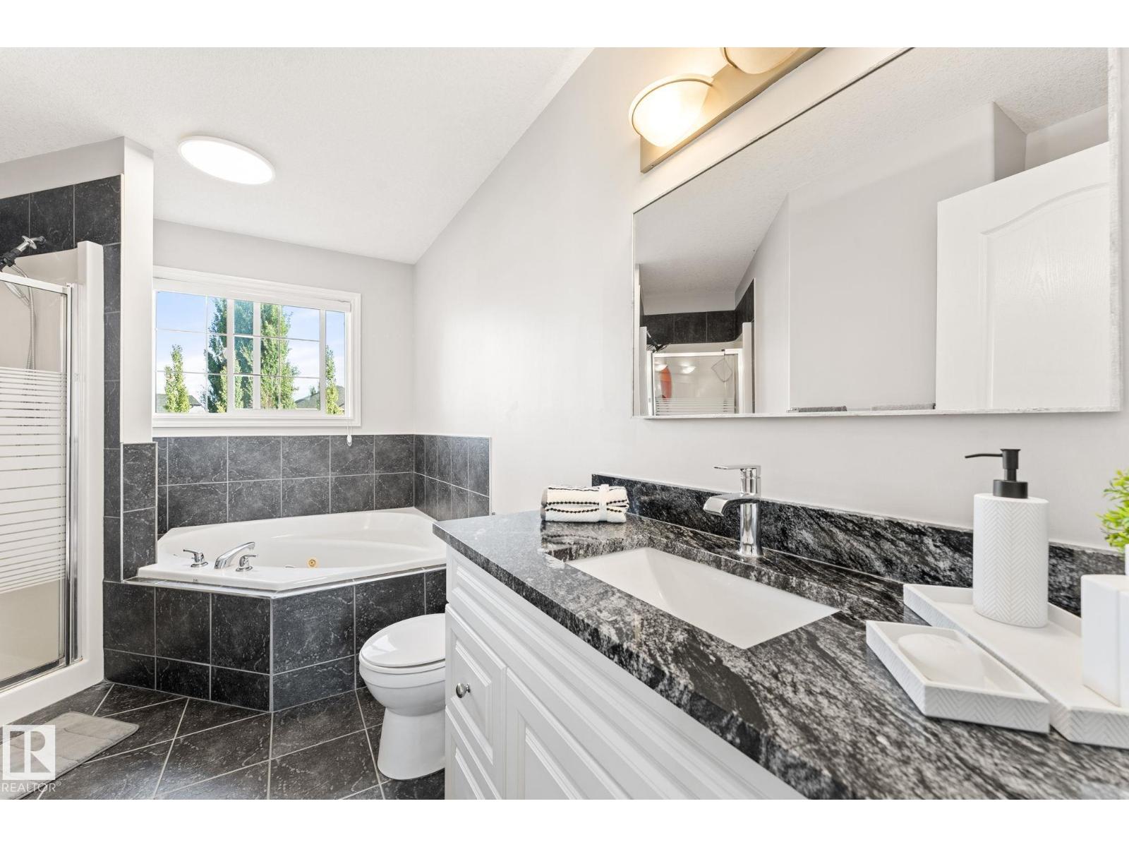 10655 181 Av Nw, Edmonton, Alberta  T5X 6G4 - Photo 33 - E4459008