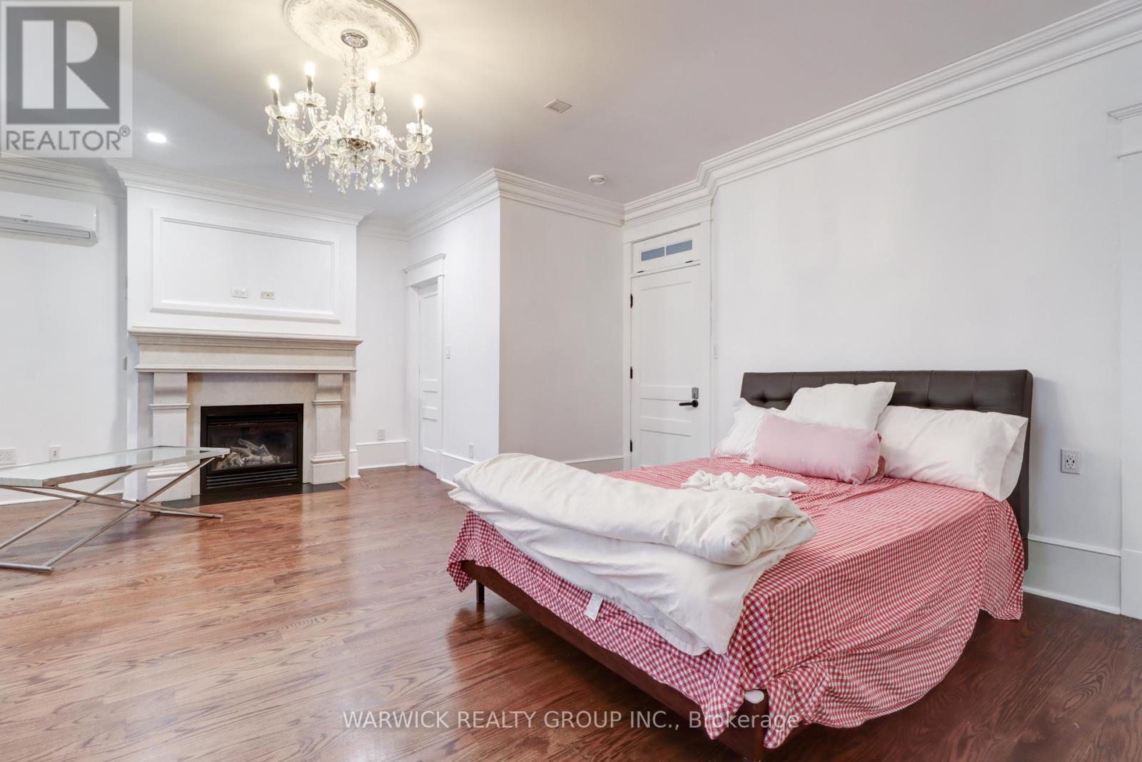 61 Brunswick Avenue, Toronto, Ontario  M5S 2L8 - Photo 15 - C12420416
