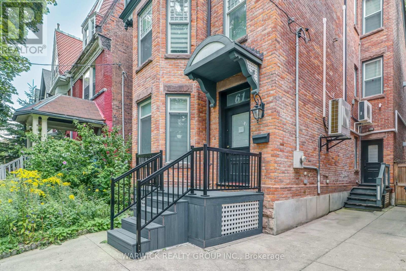 61 Brunswick Avenue, Toronto, Ontario  M5S 2L8 - Photo 2 - C12420416