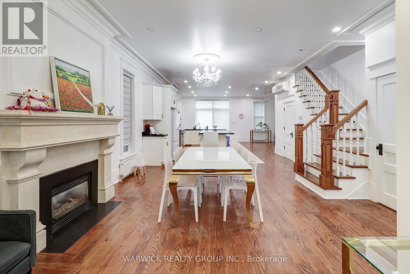 61 Brunswick Avenue, Toronto, Ontario  M5S 2L8 - Photo 4 - C12420416