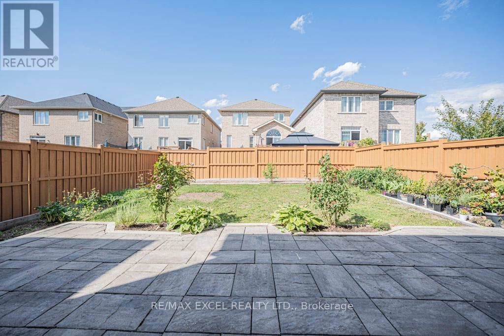 6 Heritage Street, Bradford West Gwillimbury, Ontario  L3Z 0X5 - Photo 35 - N12420414