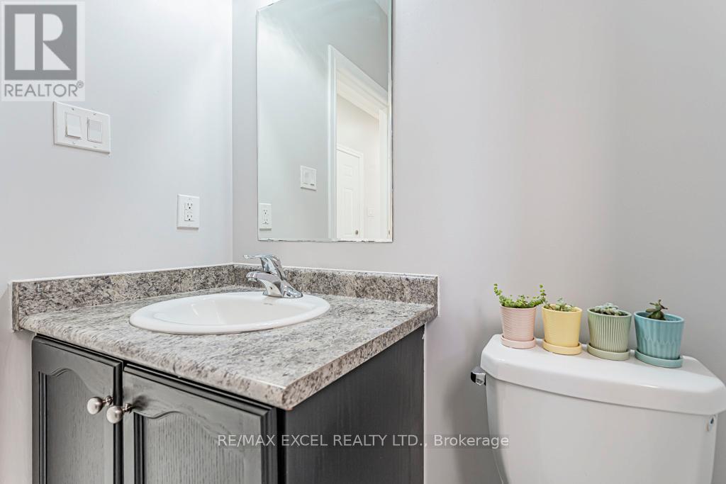 6 Heritage Street, Bradford West Gwillimbury, Ontario  L3Z 0X5 - Photo 36 - N12420414