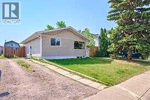 47 Doverglen Crescent Se, Calgary, Alberta  T2B 2S2 - Photo 2 - A2259256