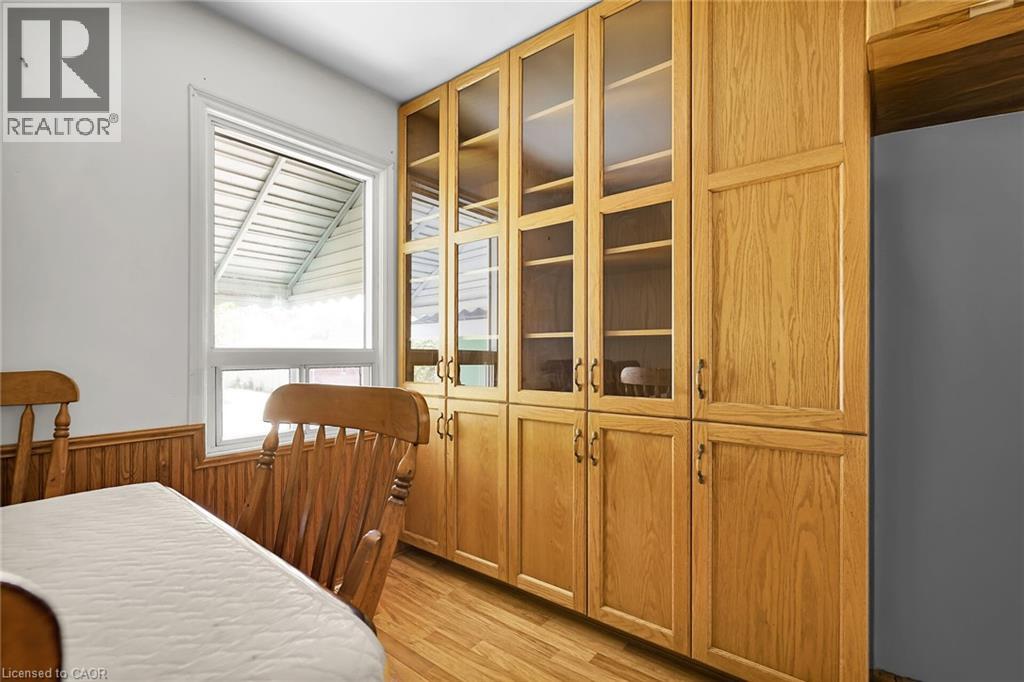 Photo 13 of 25 for 17 Stuart Street