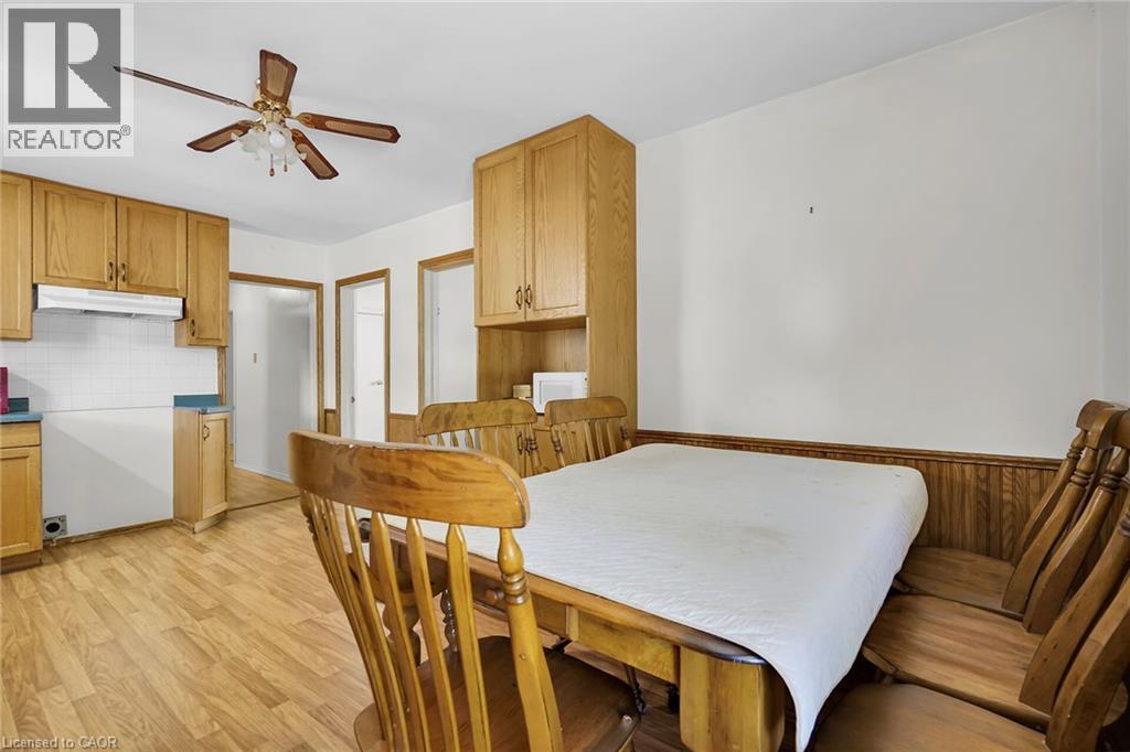 Photo 14 of 25 for 17 Stuart Street