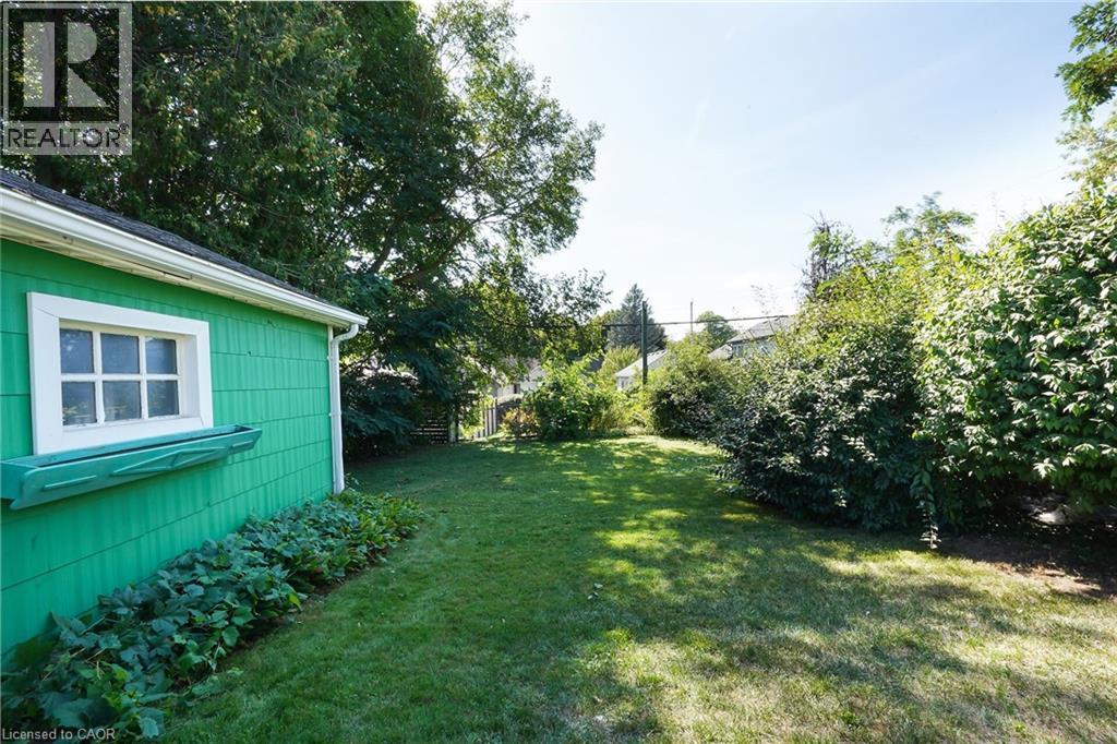 Photo 20 of 25 for 17 Stuart Street