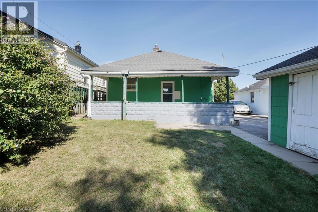 Photo 23 of 25 for 17 Stuart Street