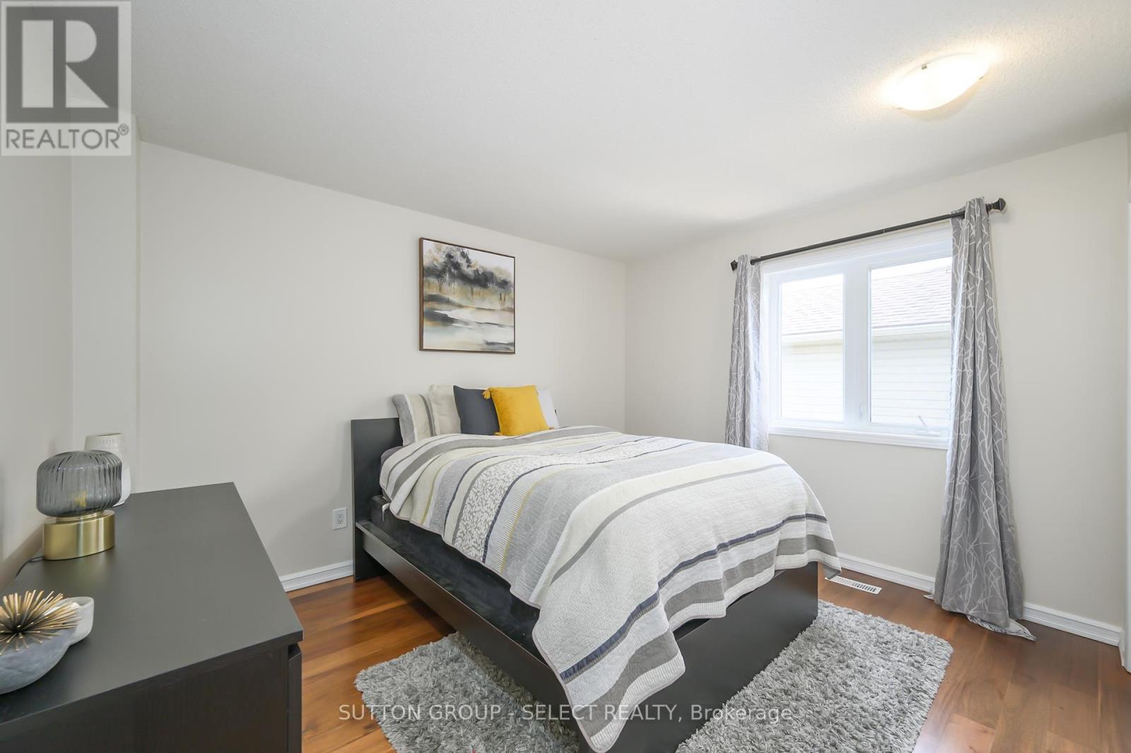 983 Country Club Crescent, London South, Ontario  N6C 5R6 - Photo 28 - X12420435