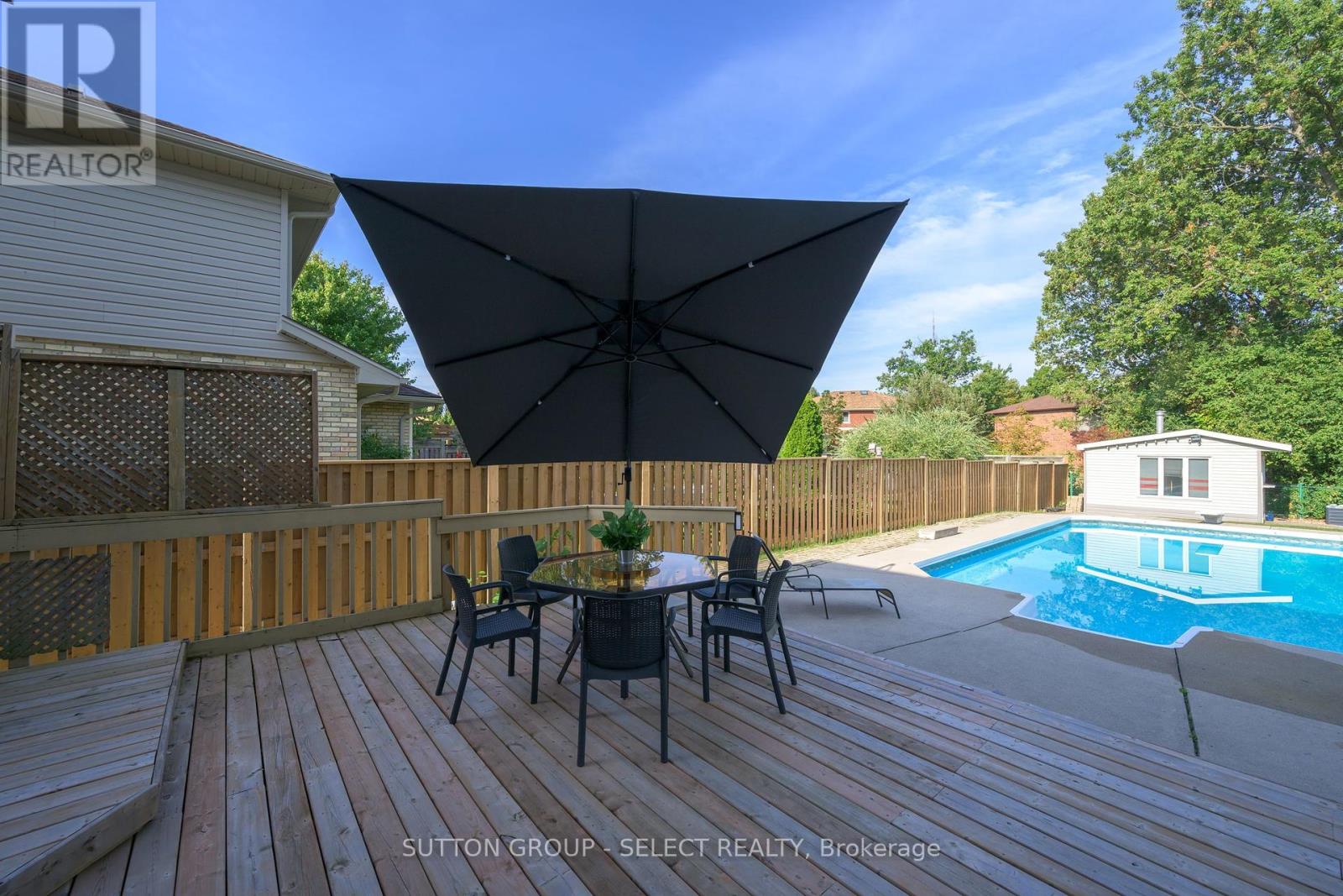 983 Country Club Crescent, London South, Ontario  N6C 5R6 - Photo 41 - X12420435