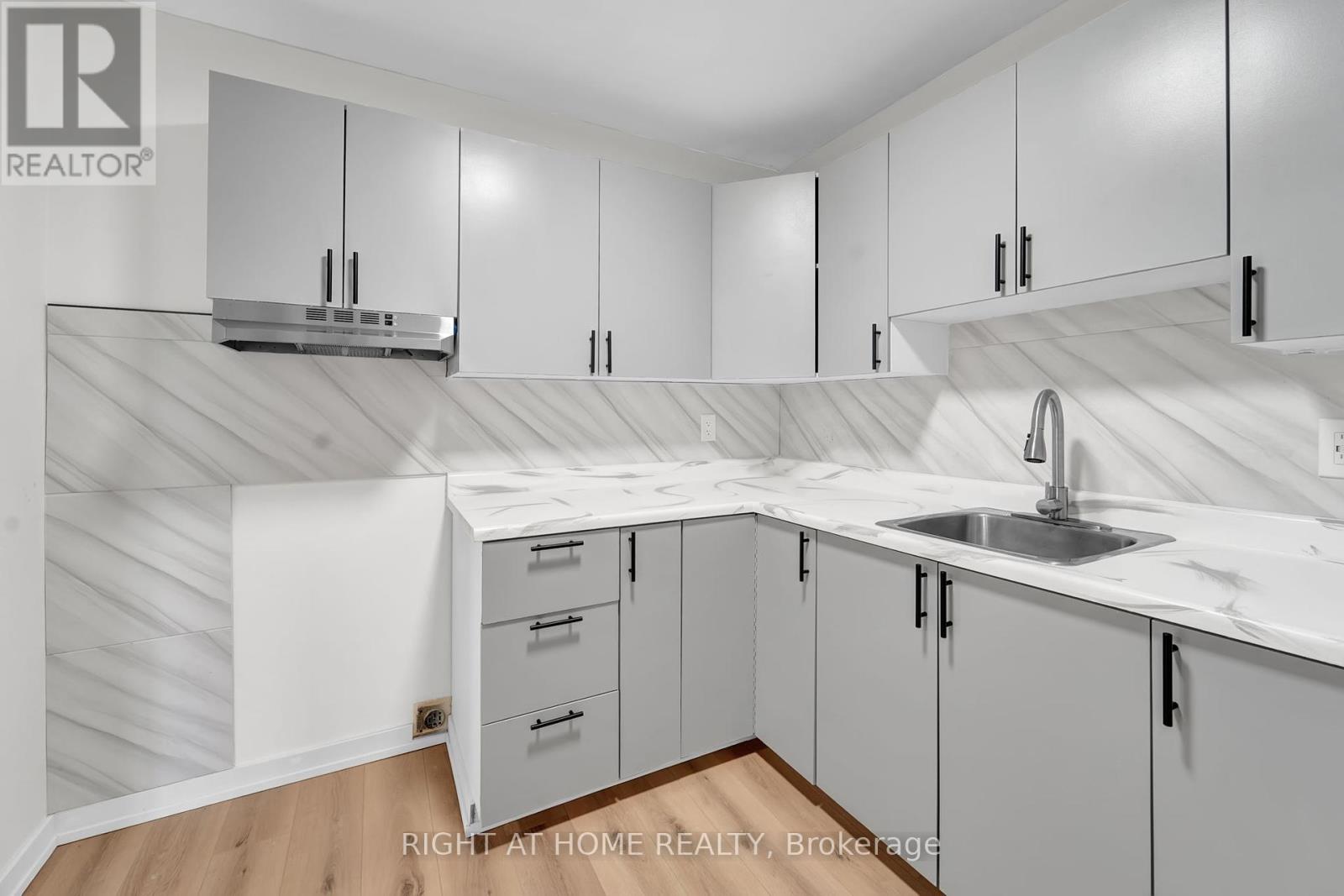 3 - 6 John Street S, Arnprior, Ontario  K7S 2P9 - Photo 13 - X12420412