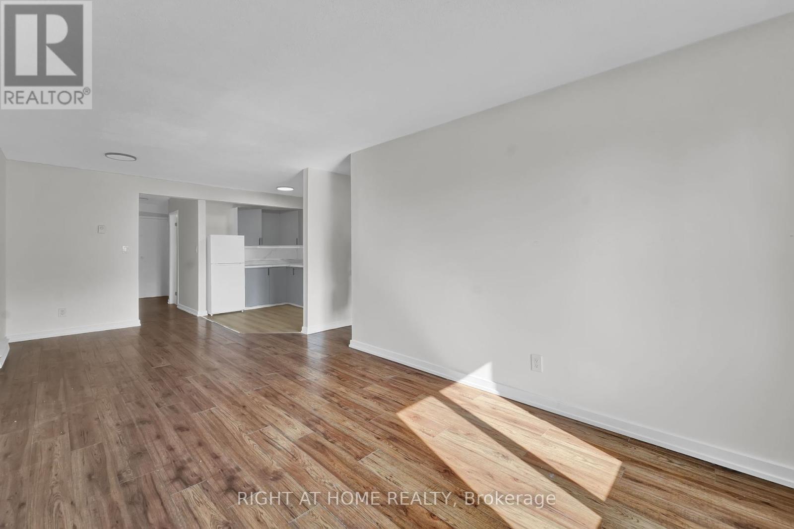 3 - 6 John Street S, Arnprior, Ontario  K7S 2P9 - Photo 6 - X12420412