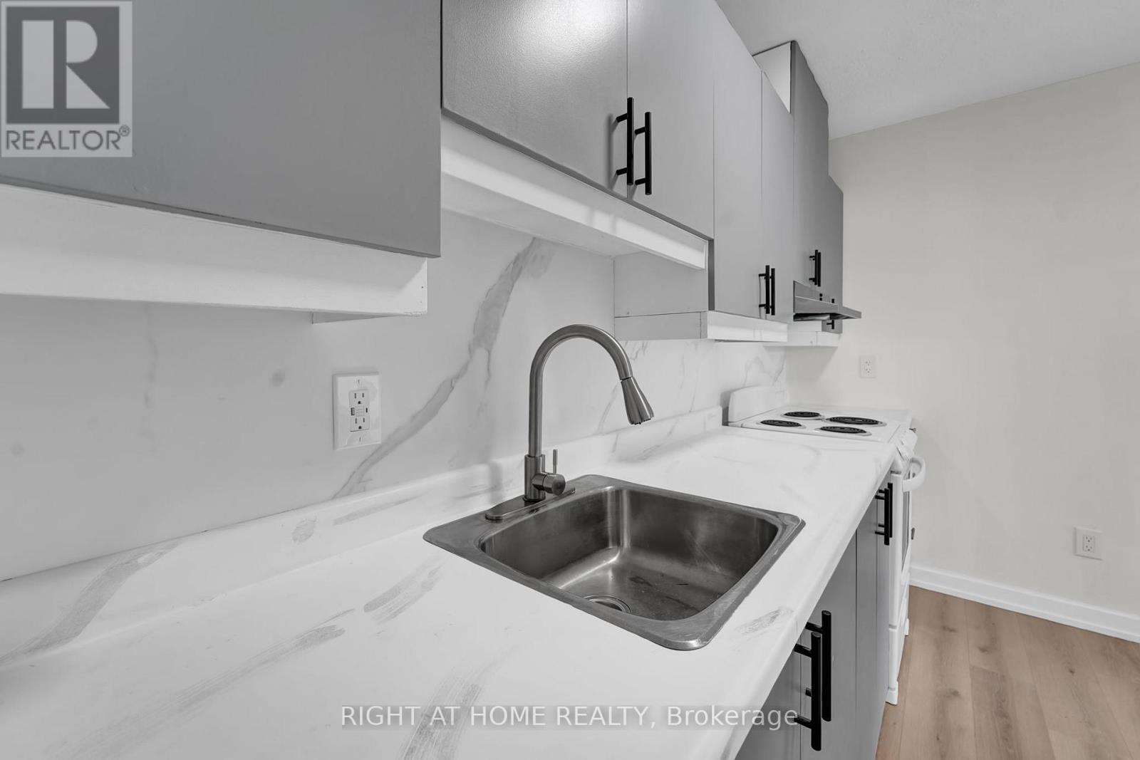 3 - 6 John Street S, Arnprior, Ontario  K7S 2P9 - Photo 9 - X12420412