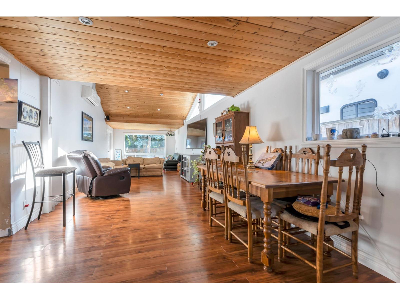 27192 26 Avenue, Langley, British Columbia  V4W 3N6 - Photo 11 - R3050725
