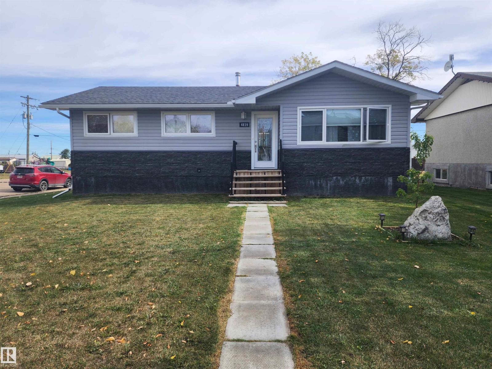 4839 49 ST, Clyde, Alberta