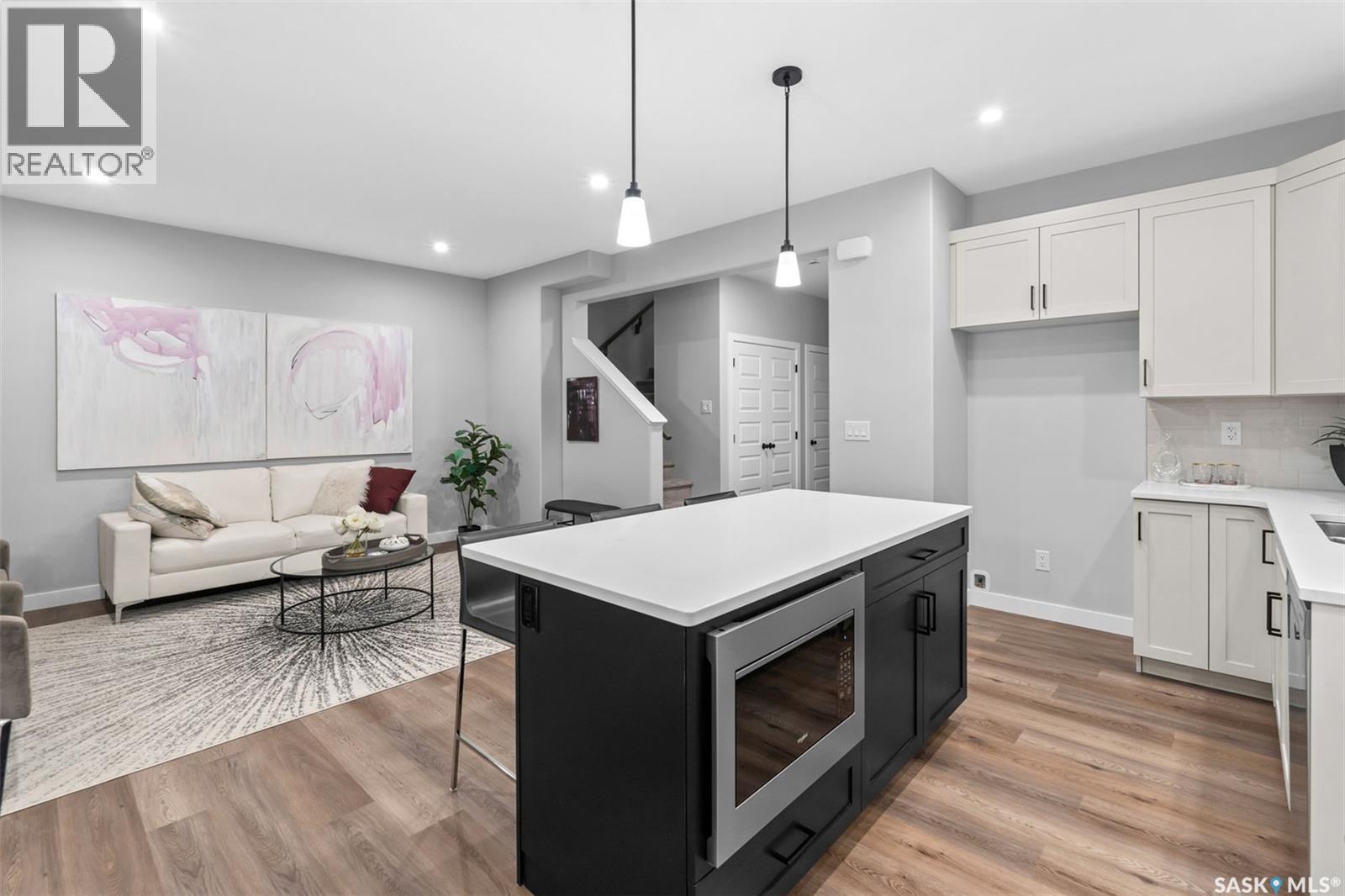 943 Traeger Manor, Saskatoon, Saskatchewan  S7V 1V8 - Photo 6 - SK019087