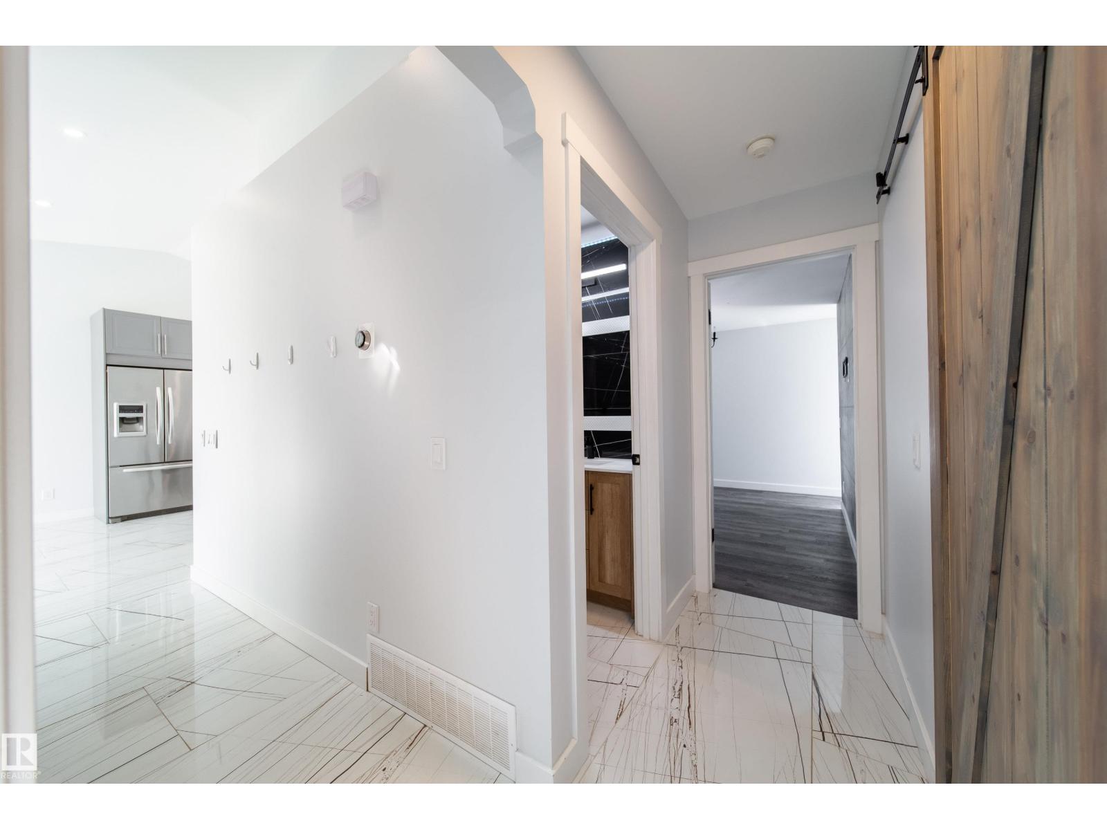 19016 52 Av Nw, Edmonton, Alberta  T6M 2R4 - Photo 15 - E4459000