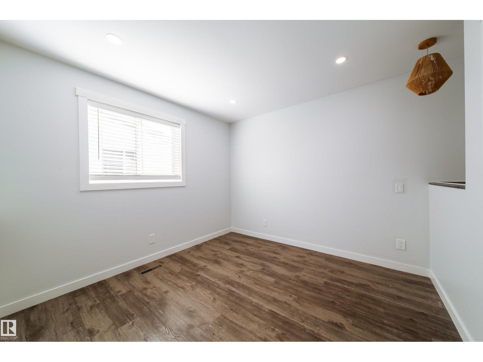 19016 52 Av Nw, Edmonton, Alberta  T6M 2R4 - Photo 16 - E4459000
