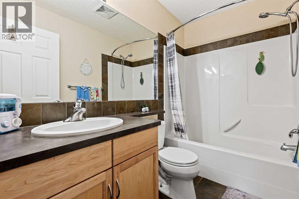 47 Copperfield Terrace Se, Calgary, Alberta  T2Z 4V5 - Photo 18 - A2258660