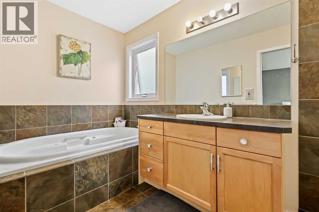 47 Copperfield Terrace Se, Calgary, Alberta  T2Z 4V5 - Photo 21 - A2258660