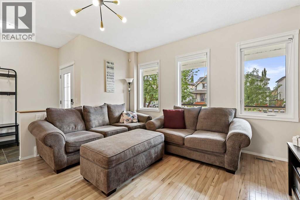 47 Copperfield Terrace Se, Calgary, Alberta  T2Z 4V5 - Photo 6 - A2258660