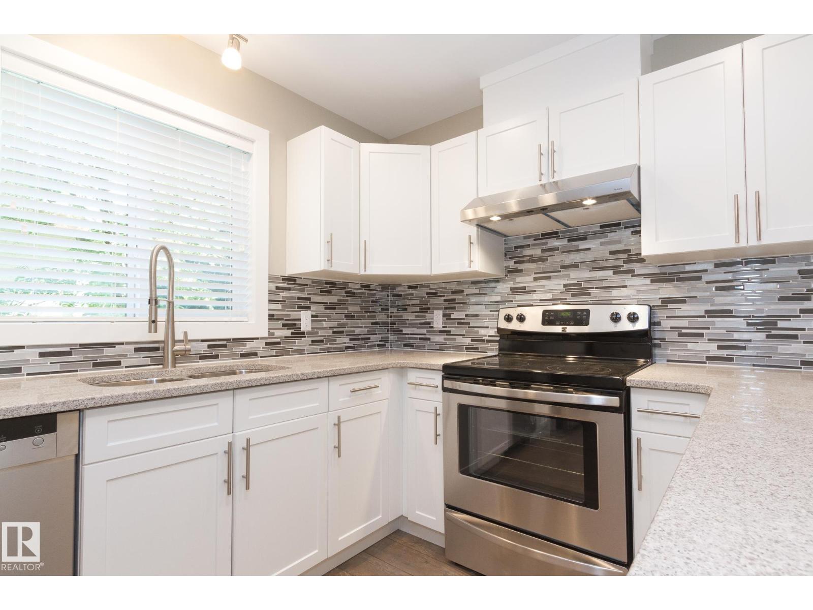 12504 119 Av Nw, Edmonton, Alberta  T5L 2Z5 - Photo 9 - E4457577